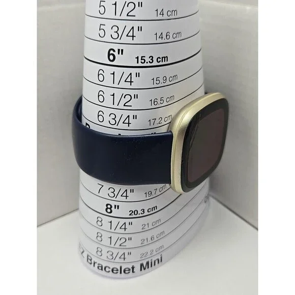 Fitbit Versa 3 FB511 Smartwatch GPS Heart Rate SpO2 Activity Tracker - Read Dis - Picture 8 of 14